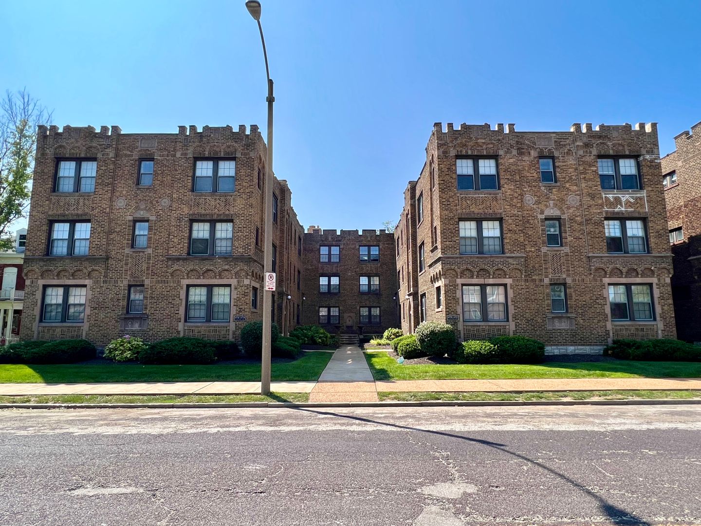 Forest View Exterior